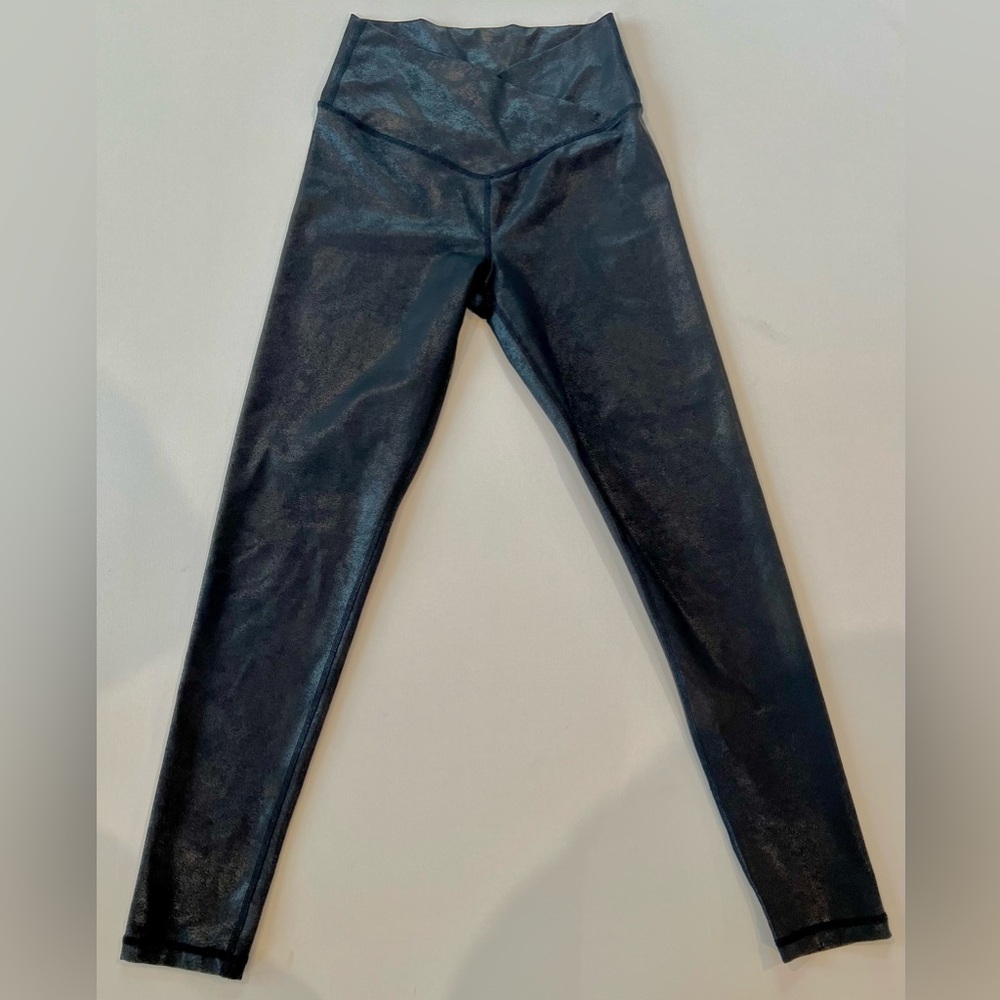 aerie Foil Print Black Shiny Crackle Faux Leather Party Leggings Medium - Picture 2 of 13